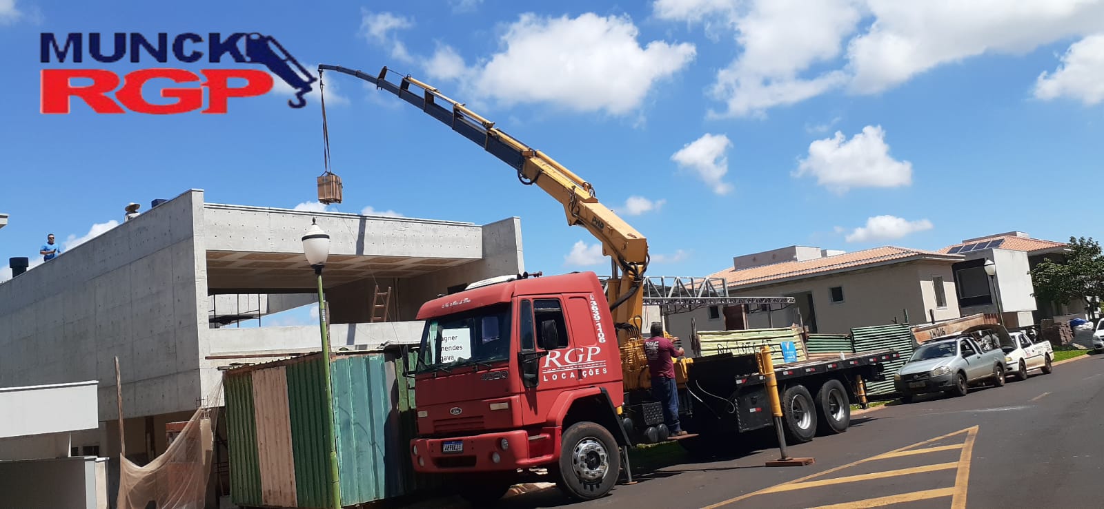 Aluguel de caminhão Munck em Ribeirão Preto 1 Aluguel de caminhão Munck em Ribeirão Preto Munck RGP é uma empresa especializada em soluções logísticas e locação de equipamentos para movimentação de cargas pesadas e armazenagem.
